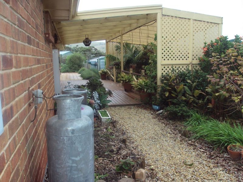 2 Manly Grove, Hayborough SA 5211