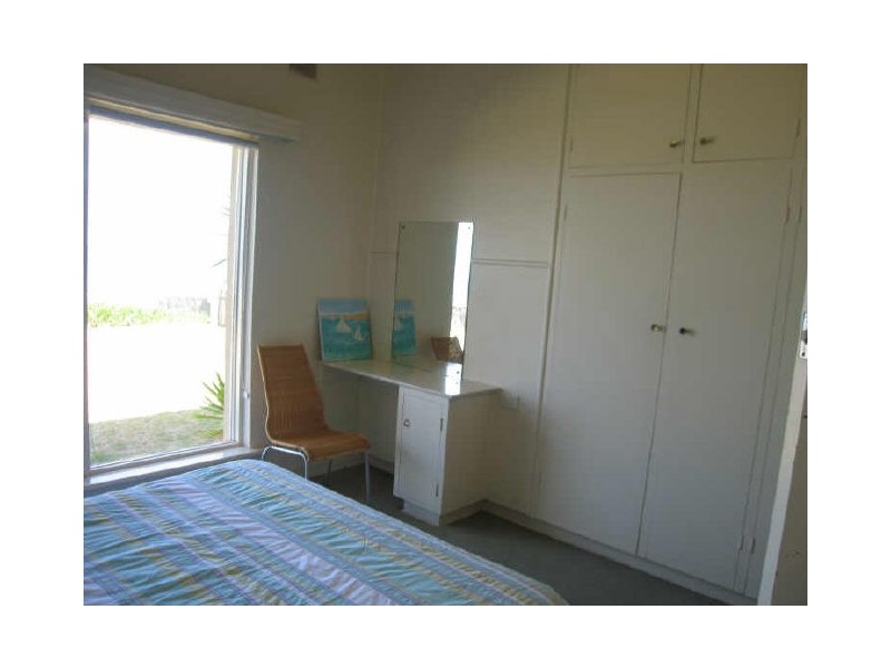 8 Bridge Terrace, Victor Harbor SA 5211