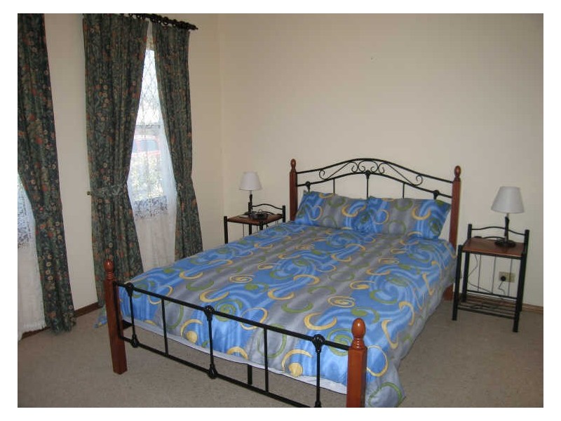 21 Matthew Flinders Drive, Encounter Bay SA 5211