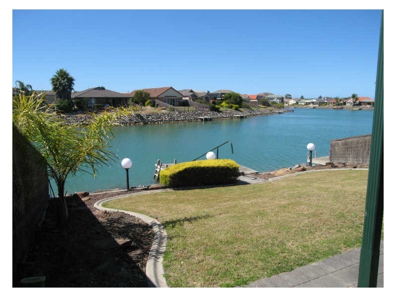 21 Matthew Flinders Drive, Encounter Bay SA 5211