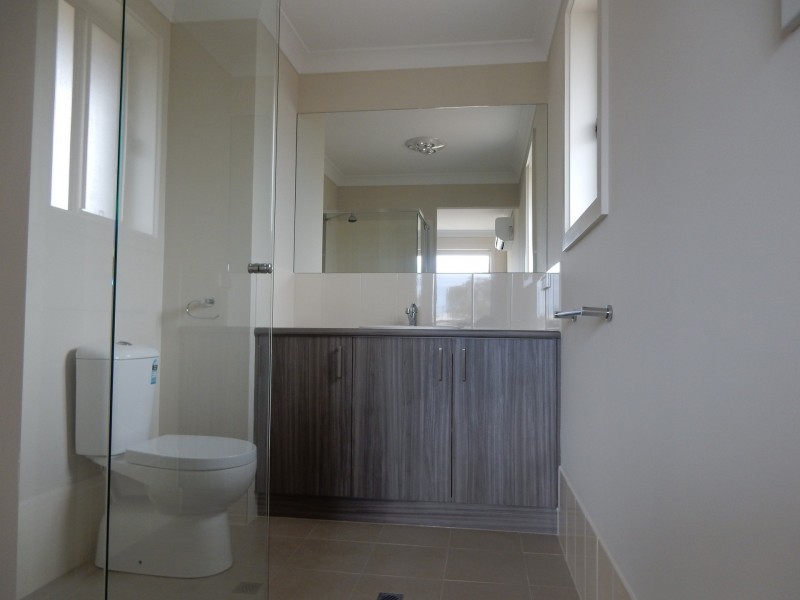 19 Princes Royal Parade, Hindmarsh Island SA 5214