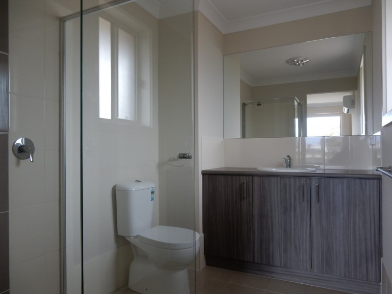 19 Princes Royal Parade, Hindmarsh Island SA 5214