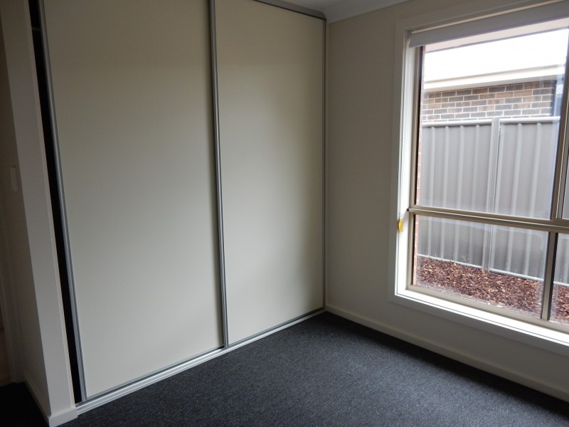 19 Princes Royal Parade, Hindmarsh Island SA 5214