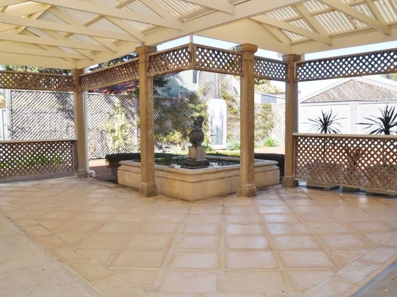 85 Crozier Road, Victor Harbor SA 5211