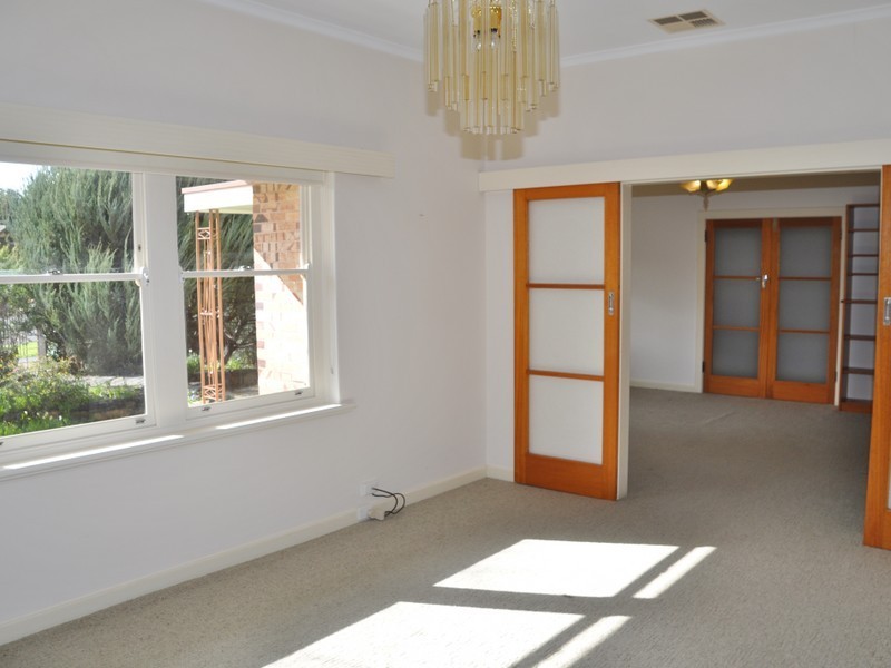 85 Crozier Road, Victor Harbor SA 5211