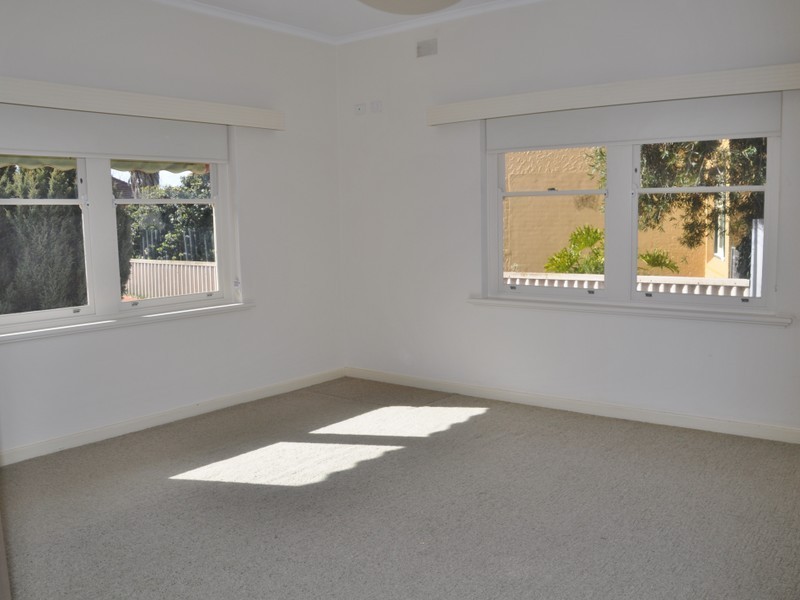 85 Crozier Road, Victor Harbor SA 5211