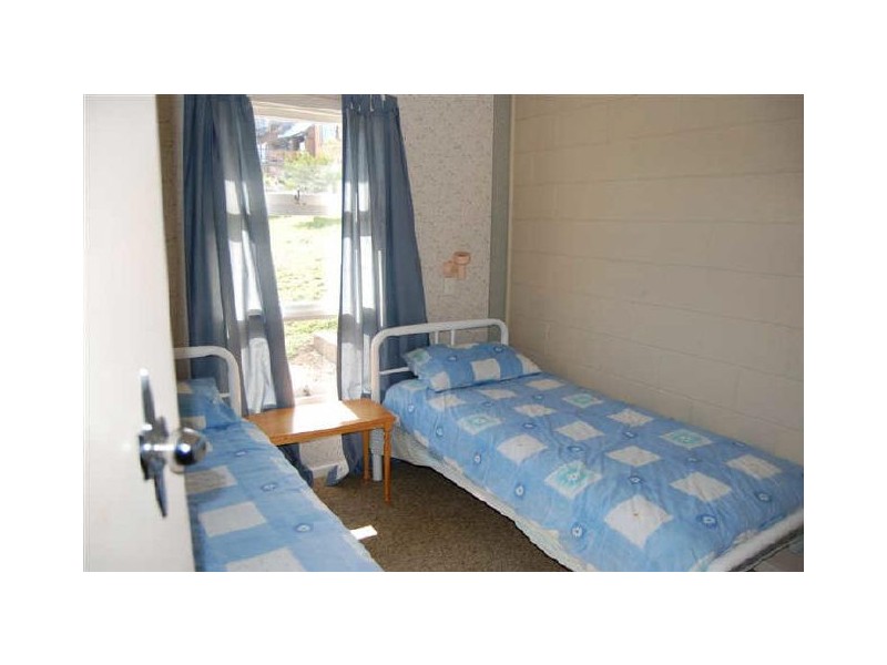 1/10 Adare Ave, Victor Harbor SA 5211