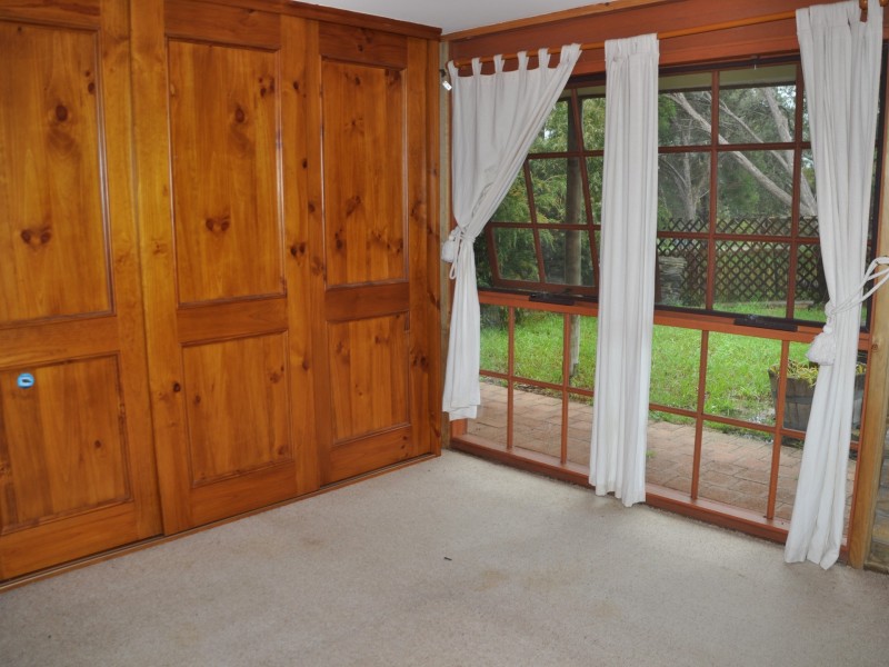 18 Altman Ave, Victor Harbor SA 5211