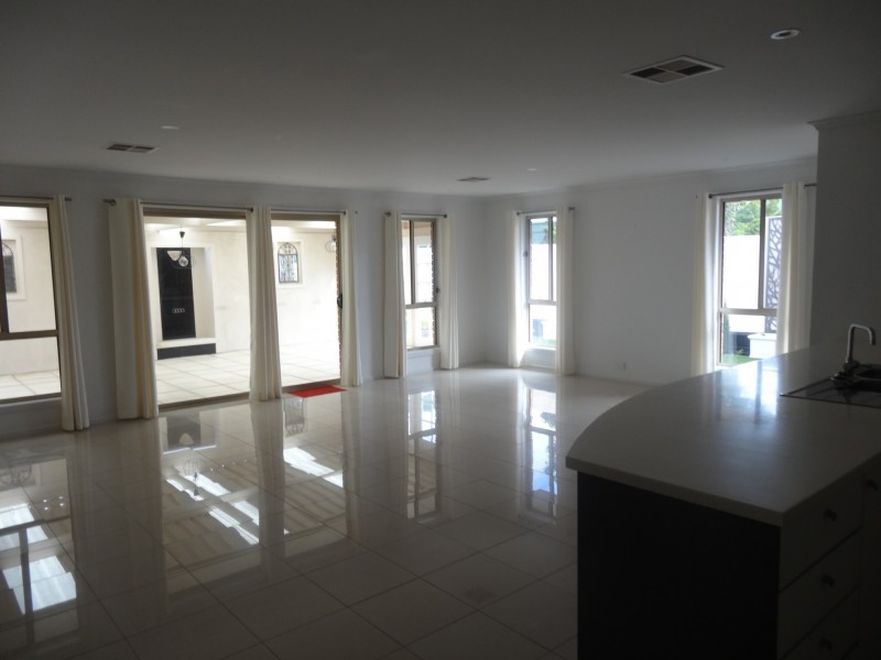 13 Cinema Court, Port Elliot SA 5212