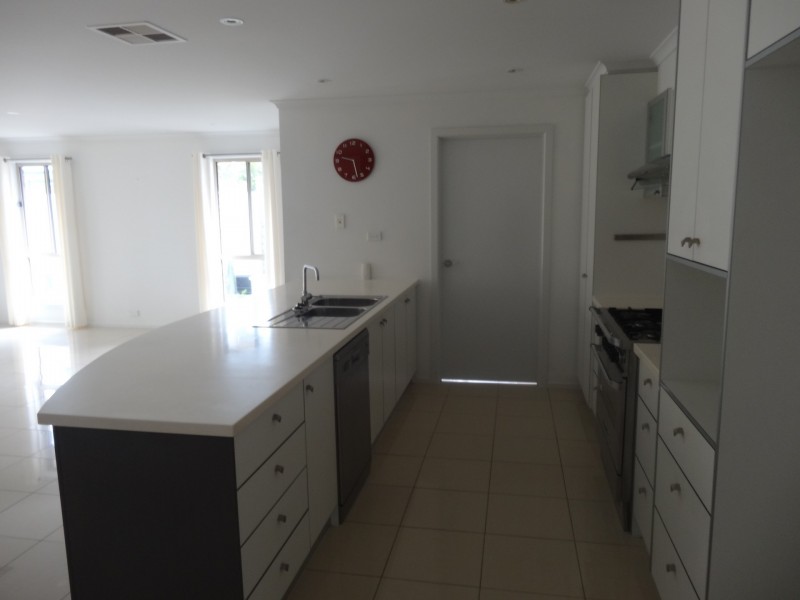 13 Cinema Court, Port Elliot SA 5212
