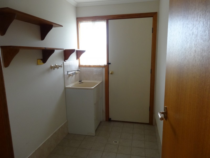 3 Yates Avenue, Hayborough SA 5211