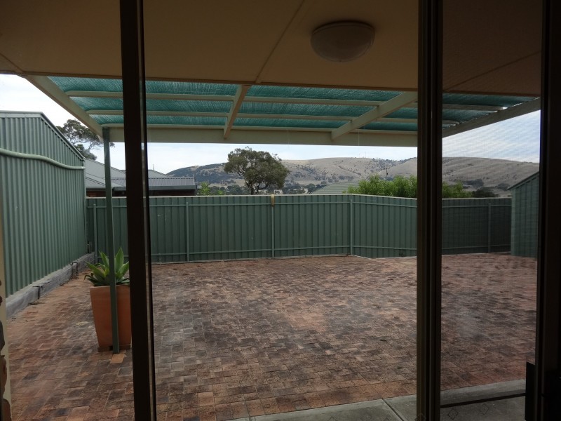 3 Yates Avenue, Hayborough SA 5211