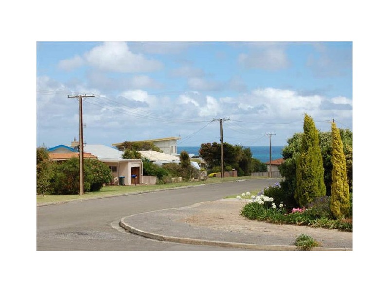 25 Strangways Ave, Hayborough SA 5211