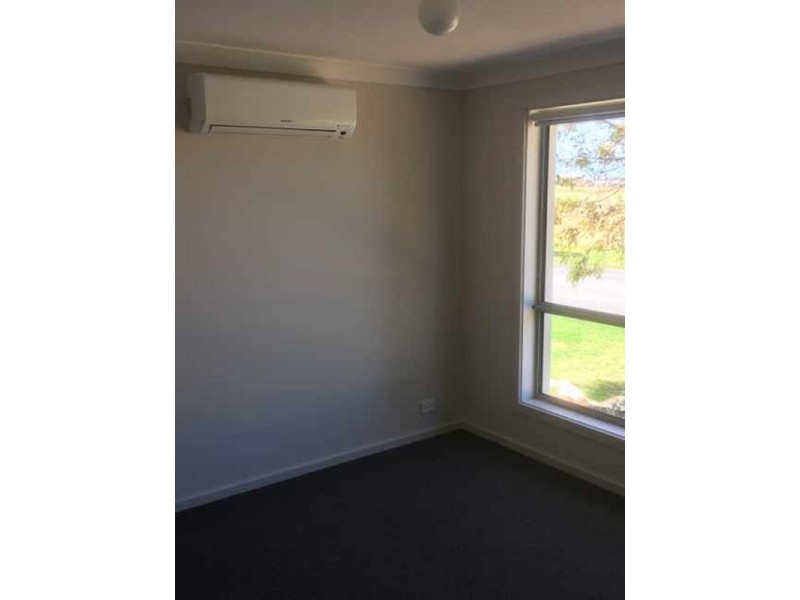 37 Princes Royal Parade, Hindmarsh Island SA 5214
