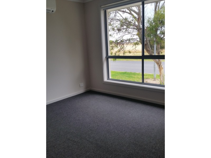 37 Princes Royal Parade, Hindmarsh Island SA 5214