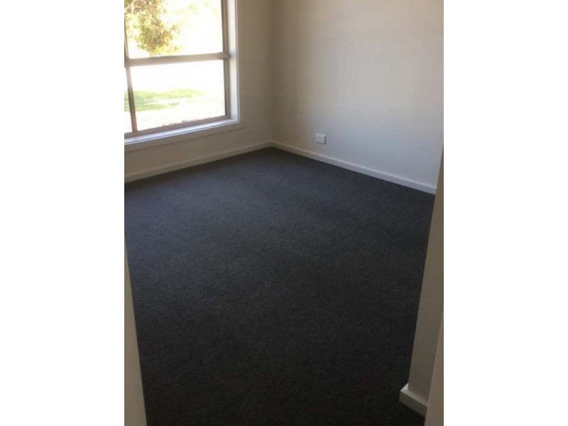 37 Princes Royal Parade, Hindmarsh Island SA 5214