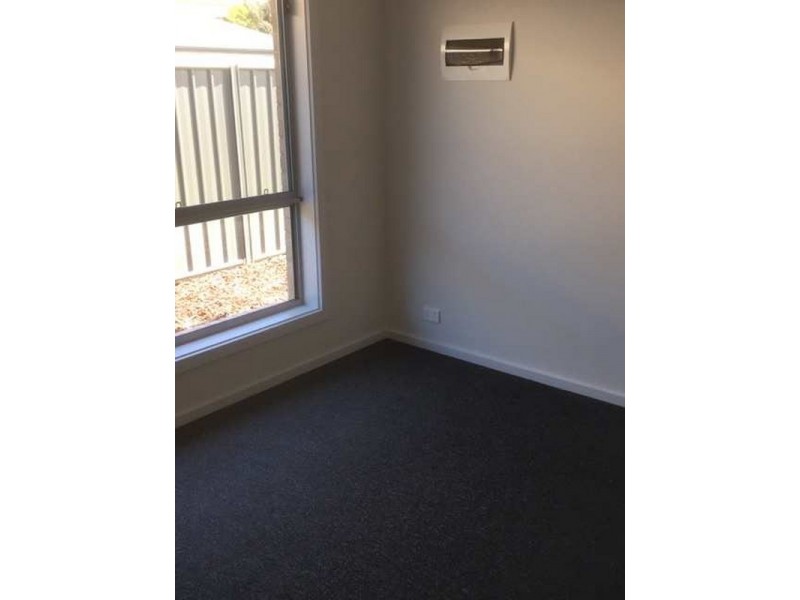 37 Princes Royal Parade, Hindmarsh Island SA 5214