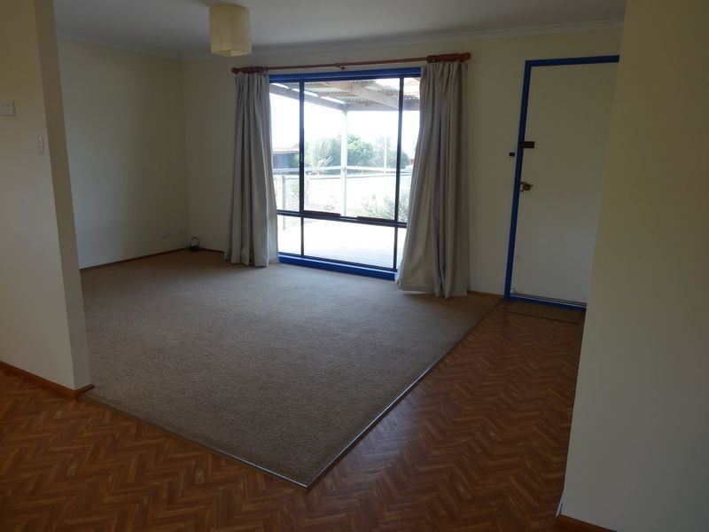 25 Strangways Avenue, Hayborough SA 5211