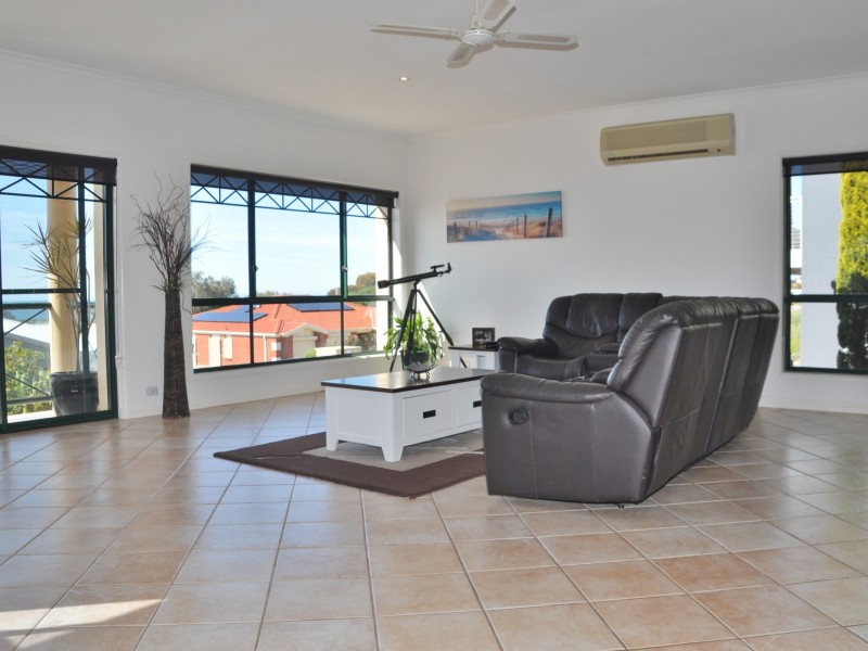 70 Stone Hut Circuit, Encounter Bay SA 5211