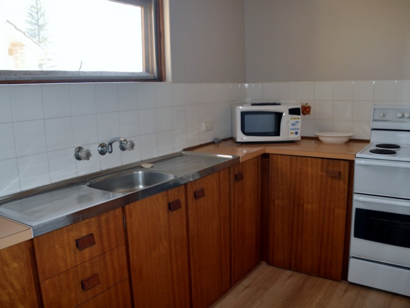 5/30 Esplanade, Victor Harbor SA 5211
