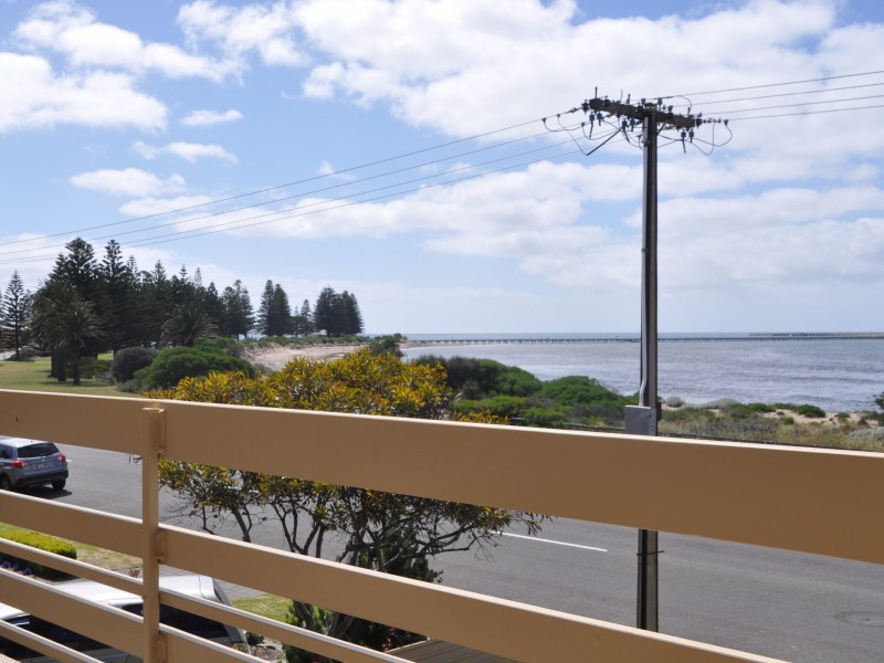 5/30 Esplanade, Victor Harbor SA 5211