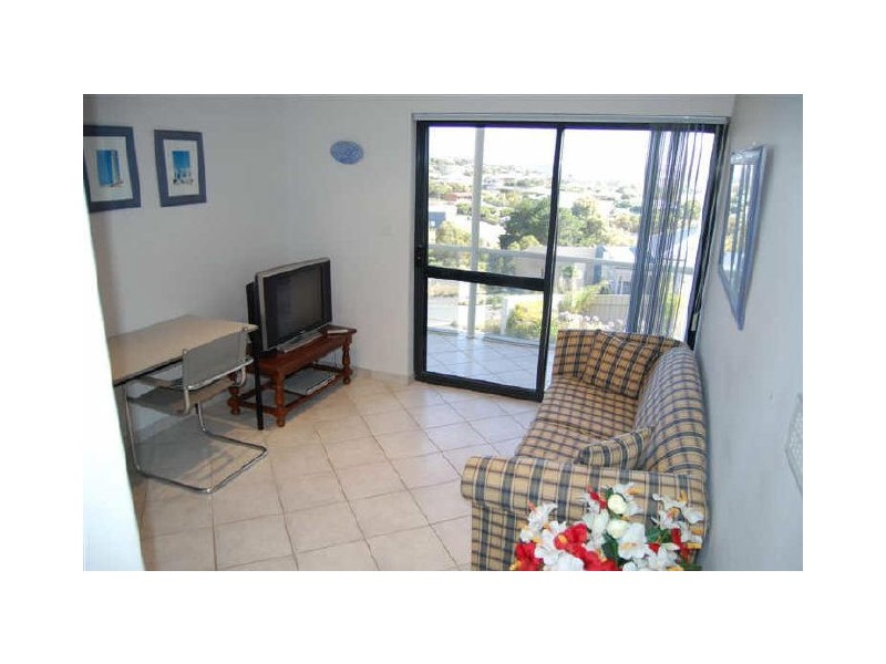 8 Eddy Crt, Encounter Bay SA 5211
