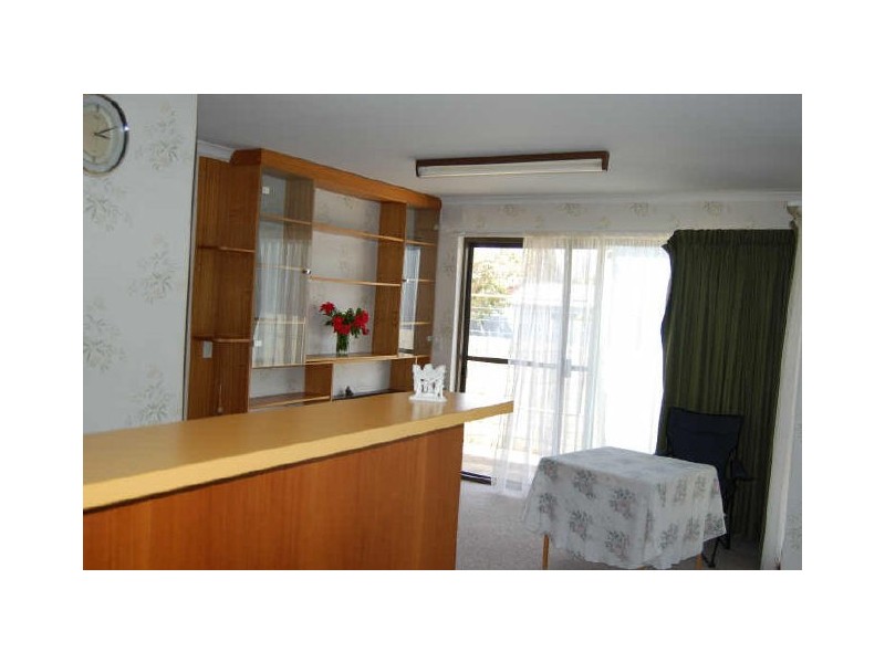 2/42 Newland Street, Victor Harbor SA 5211