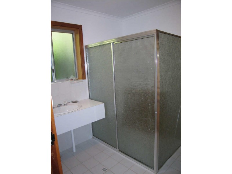 17 Gum Avenue, Victor Harbor SA 5211