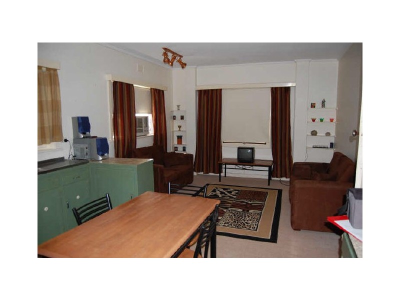 9 Treggoning Street, Encounter Bay SA 5211