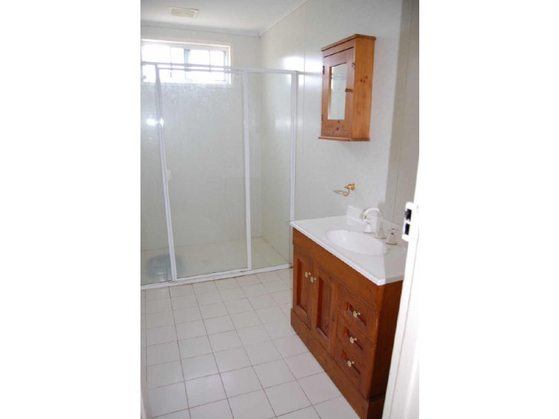 9 Treggoning Street, Encounter Bay SA 5211