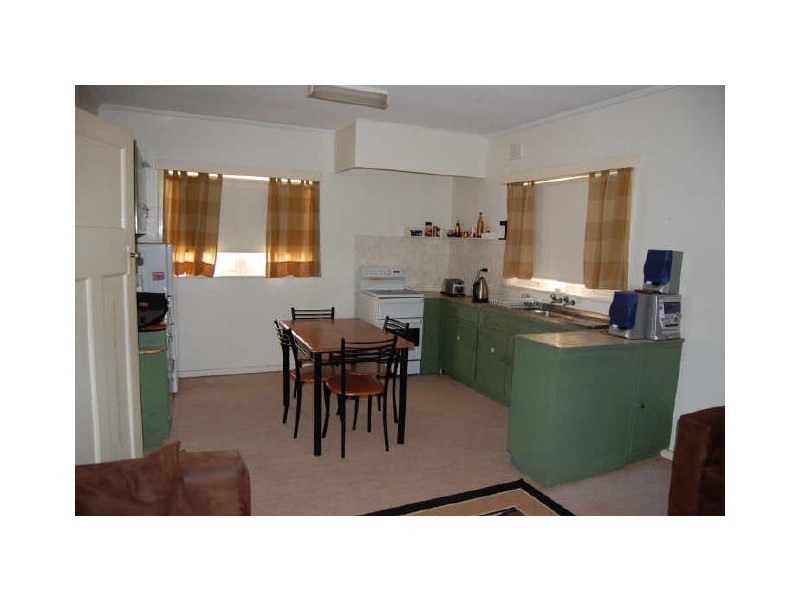 9 Treggoning Street, Encounter Bay SA 5211