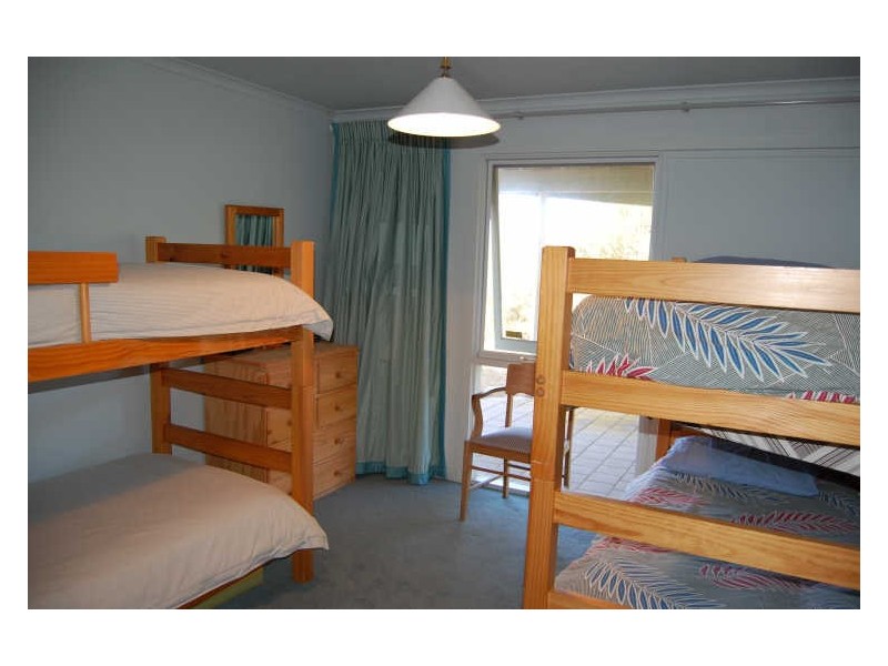 9 Nanyari Avenue, Encounter Bay SA 5211