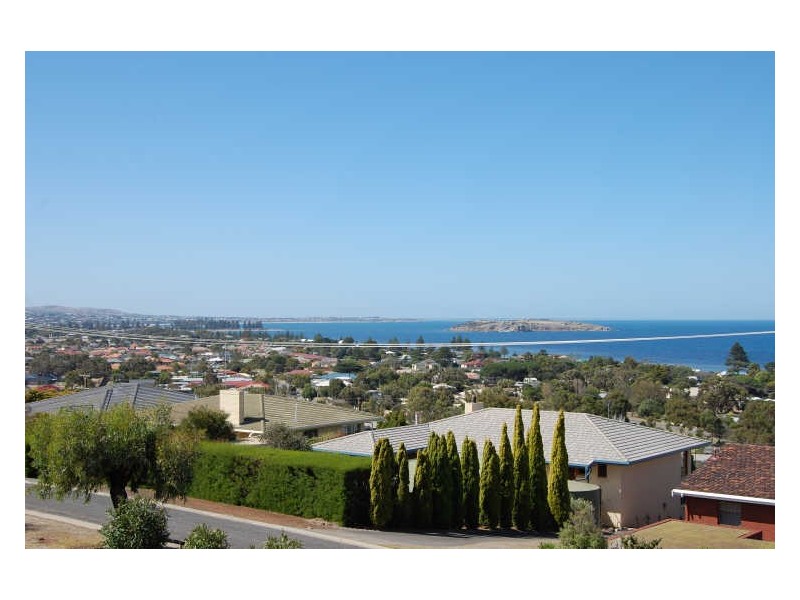 9 Nanyari Avenue, Encounter Bay SA 5211