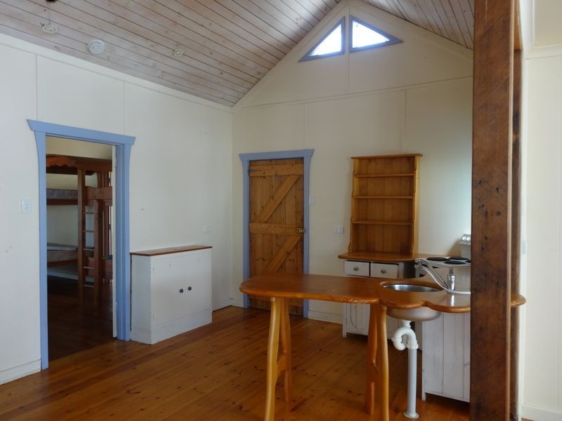 6 Wood Street, Encounter Bay SA 5211