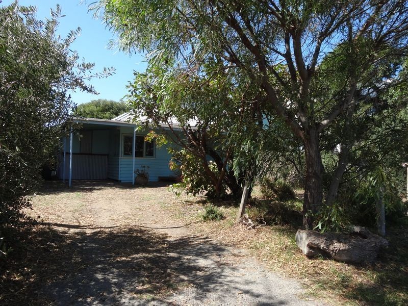 6 Wood Street, Encounter Bay SA 5211