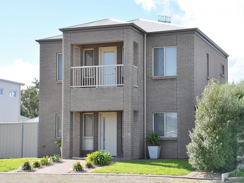 10 Harbour View Terace, Victor Harbor SA 5211