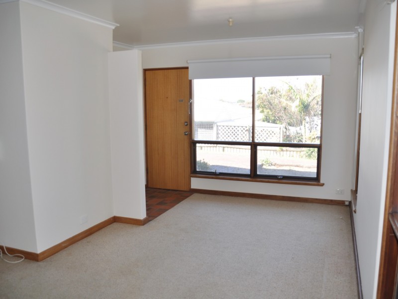 11 Hillview Road, Victor Harbor SA 5211