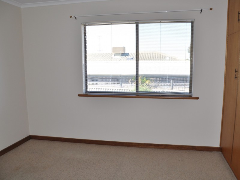 11 Hillview Road, Victor Harbor SA 5211