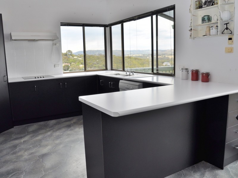 28 Warland Avenue, Victor Harbor SA 5211