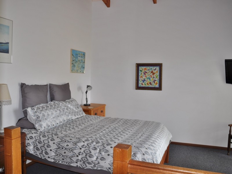 28 Warland Avenue, Victor Harbor SA 5211