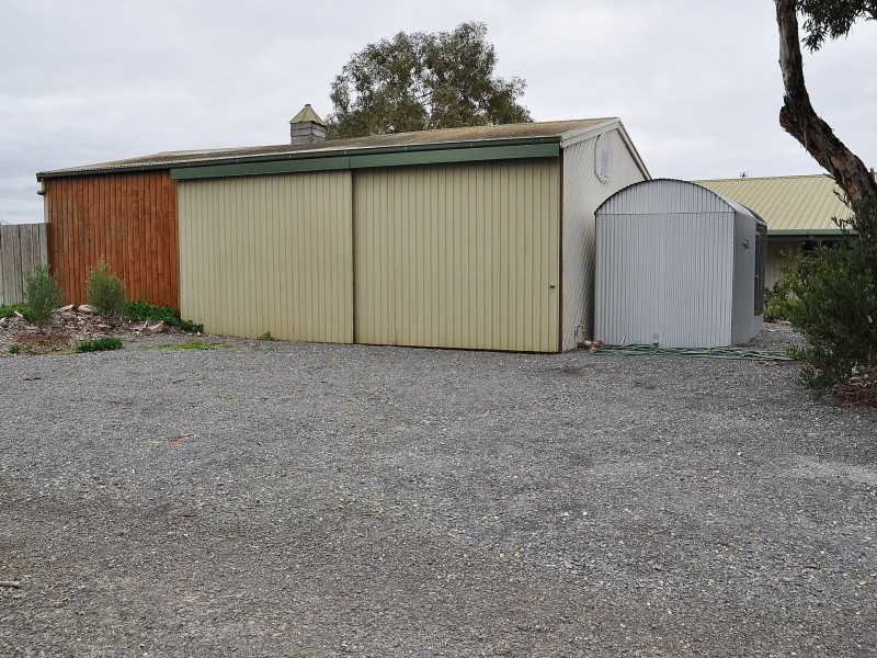 28 Warland Avenue, Victor Harbor SA 5211
