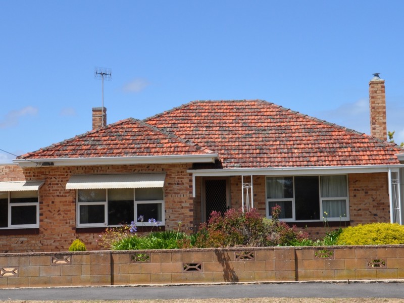 20 Greenhills Road, Victor Harbor SA 5211