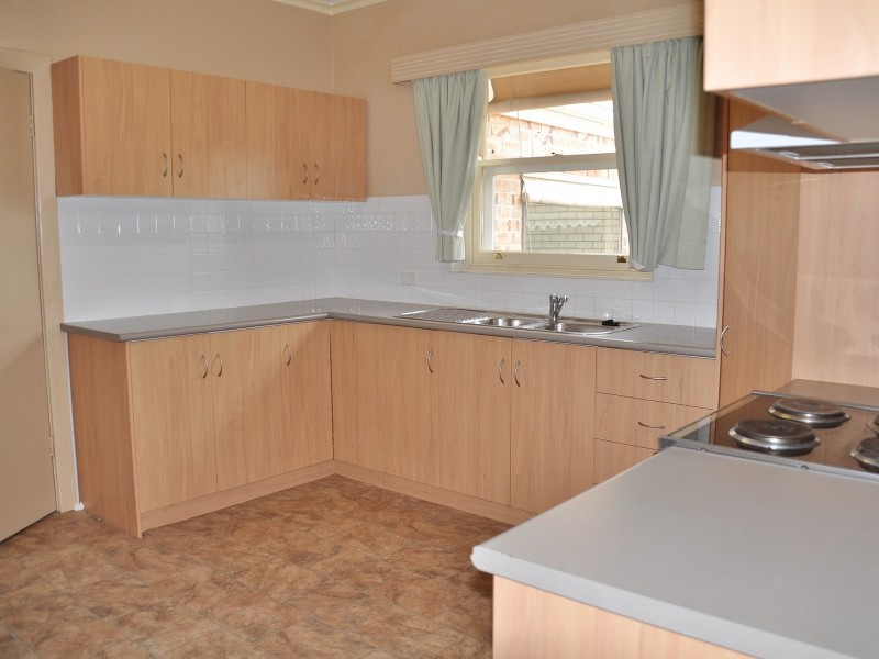 20 Greenhills Road, Victor Harbor SA 5211