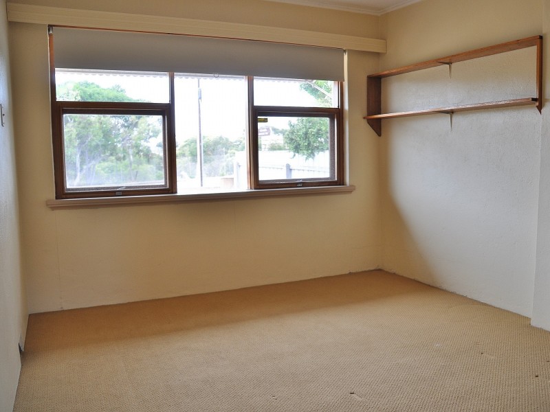 20 Greenhills Road, Victor Harbor SA 5211