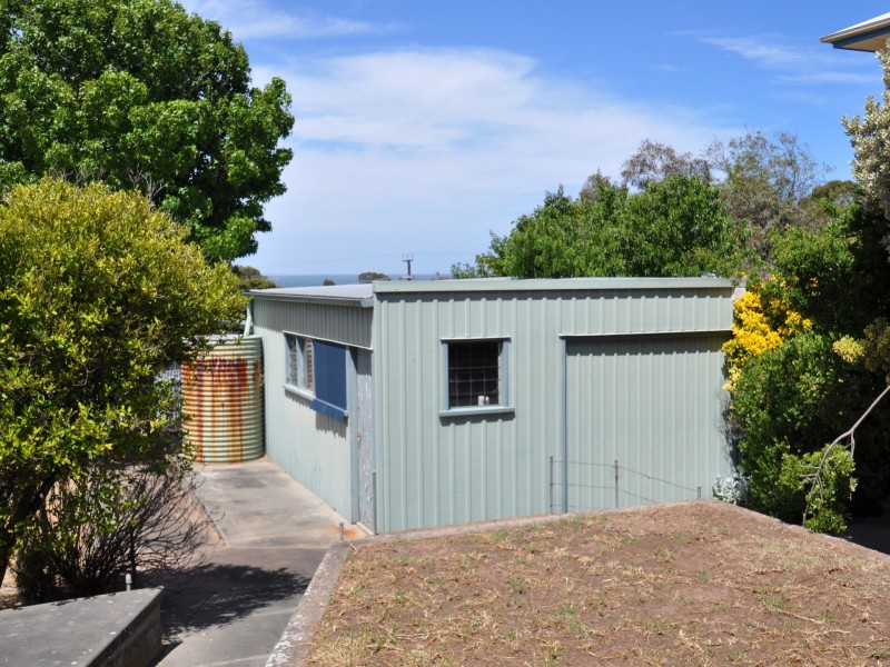 20 Greenhills Road, Victor Harbor SA 5211