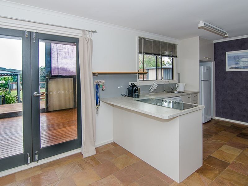 63 Waterport Road, Port Elliot SA 5212