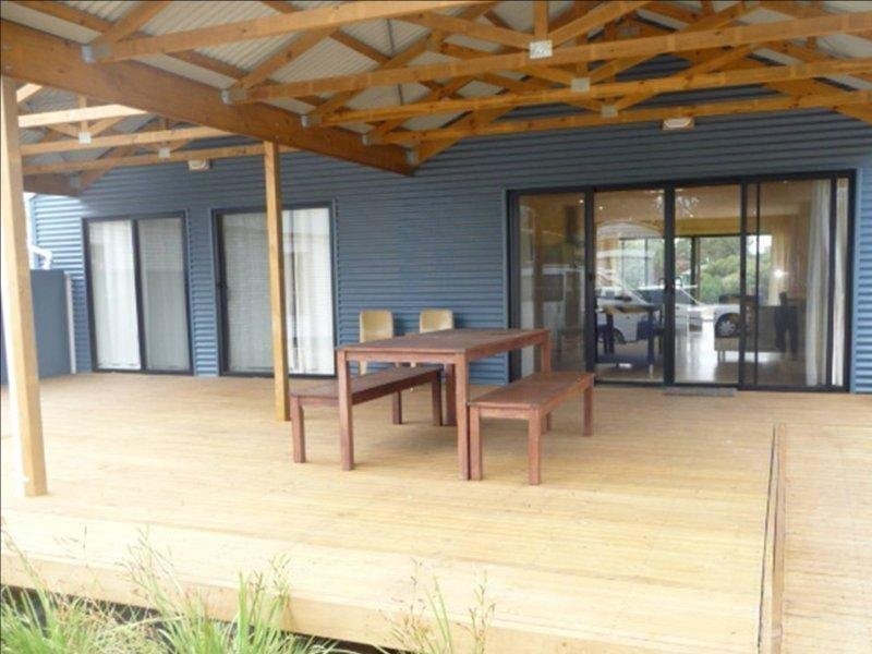 31 Rosetta Avenue, Port Elliot SA 5212