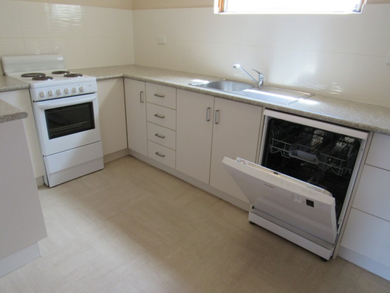 Unit 1/30 Esplanade, Victor Harbor SA 5211
