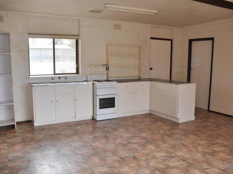 10 Oakham Street, Encounter Bay SA 5211