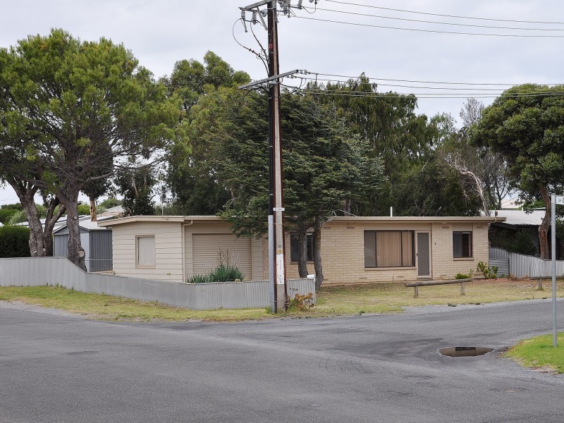10 Oakham Street, Encounter Bay SA 5211